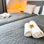 Immostay D# City Apartment - Modern & Wifi
